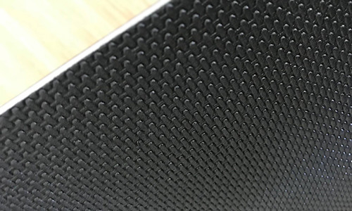 彫刻されたパターン オーダーメイド アコースティック 防湿 1mm IXPE 泡パッド 硬いコア 高級ビニール床の裏付け