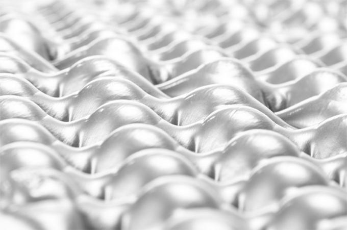 ホールセール ダブル折り畳み式寝具 白アルミフィルム 閉ざされたセル IXPE XPE 防水キャンプ用泡スリーピングパッド 2人 2